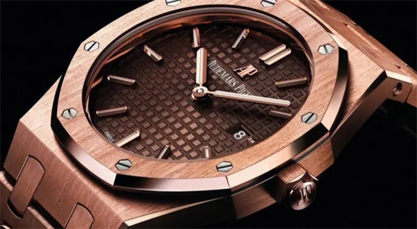 愛彼表調(diào)日期受時(shí)間限制嗎(圖) 愛彼表調(diào)日期受時(shí)間限制嗎(圖)