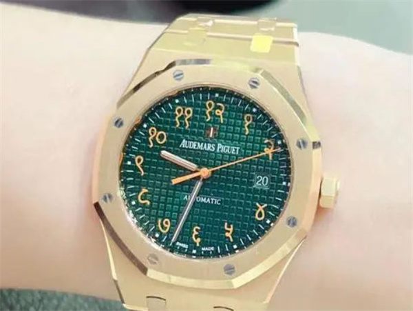 愛彼腕表表蒙有劃痕處理方法深度解析（圖）