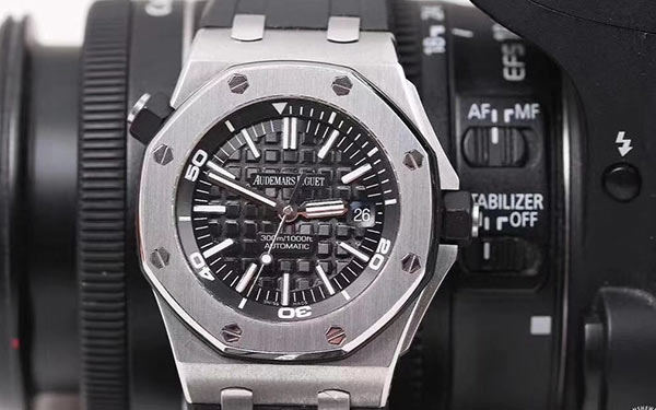 愛(ài)彼手表表針不走了解決辦法（圖）